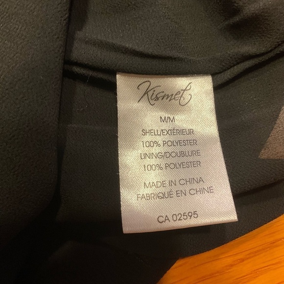 Kismet medium black metal studded tiered tank with embossed pattern side pleat - Picture 6 of 7